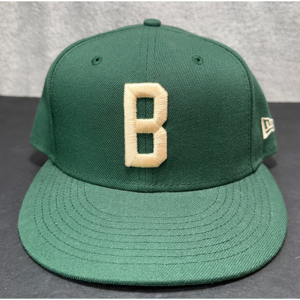 New Era 9FIFTY Milwaukee Bucks Hat Mens OSFM Green Snapback NBA B Logo Cap
